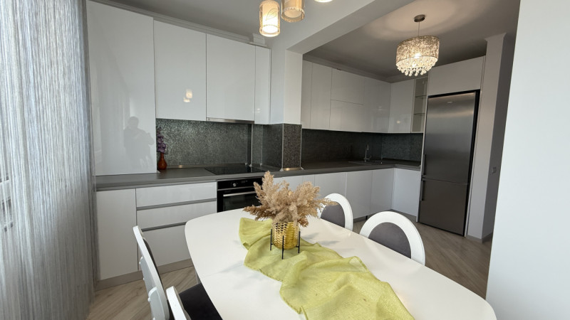 Apartament 2 camere+garaj in zona Metro-BMW