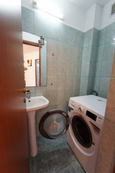 Inchiriere apartament 3 camere,75 mp,et 2, Gheorgheni str Brancusi