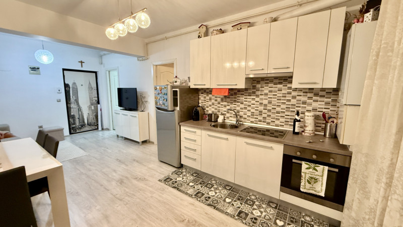 Apartament 2 camere cu parcare inclusa, Manastur str Edgar Quinet