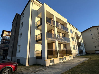  Ap 2 camere 51mp , etaj intermediar,garaj,Floresti, zona Muzeul Apei