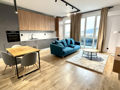 Apartament 2 cam, 54mp+balcon,zona VIVO str Razoare