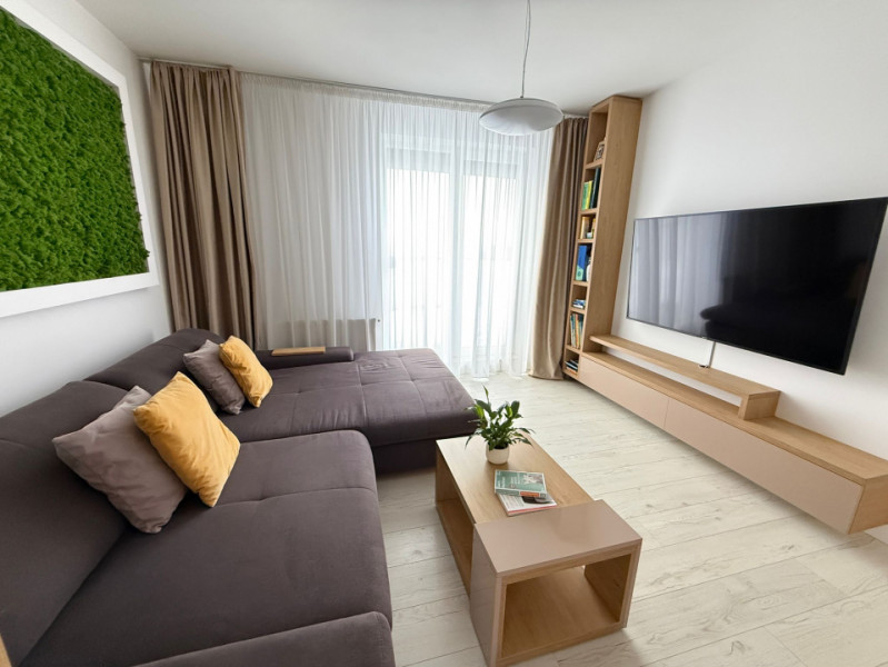 Ap 3 camere ,68 mp+40 mp terasa, finisat  si mobilat,in cart Europa 