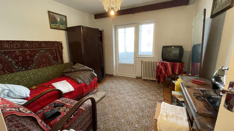 Apartament 2 camere de vanzare,cart Manastur,str Tasnad