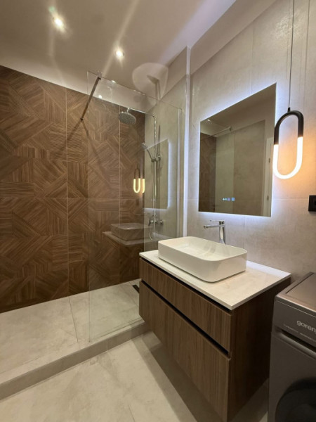  Apartament 2 cam ultrafinisat Florești, Str Eroilor