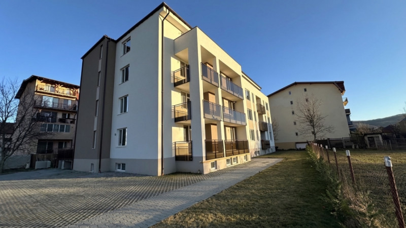  Ap 2 camere 51mp , etaj intermediar,garaj,Floresti, zona Muzeul Apei