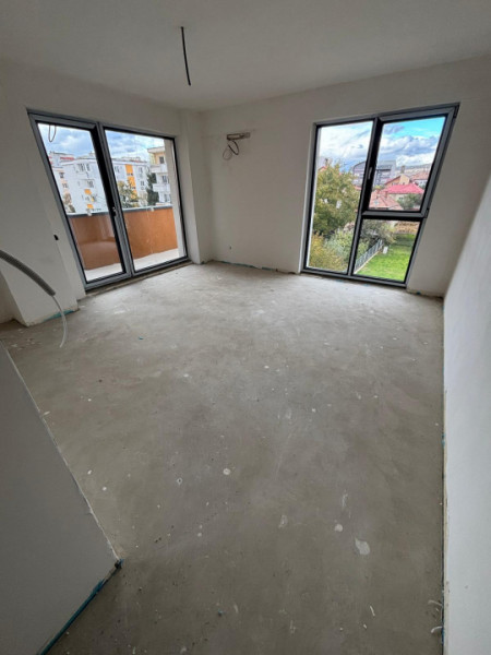 Apartament 2 camere|semifinisat| Bloc Nou| Intre Lacuri