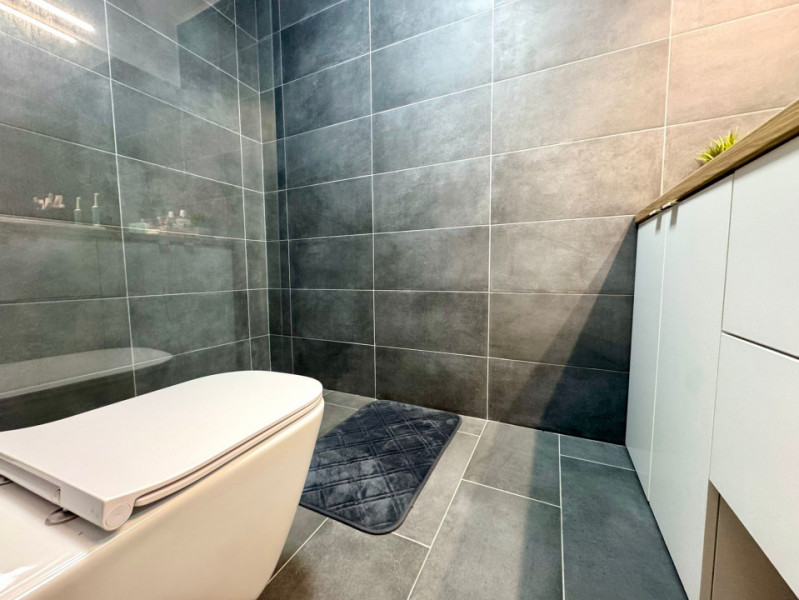 Apartment 3 camere în Grigorescu  cu panorama deosebita,finisat si mobilat 