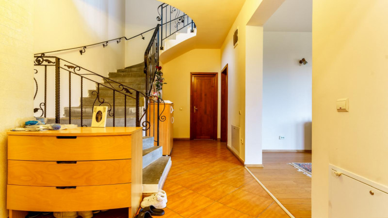 Casă de vânzare – Someșeni, Cluj-Napoca | 497 mp teren | 242 mp utili