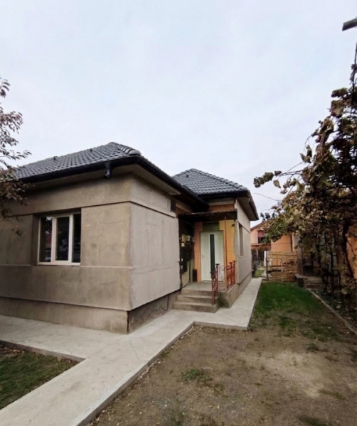 Casa de vanzare 3 camere,84 mp utili si teren 380mp zona Pod Ira Someseni 