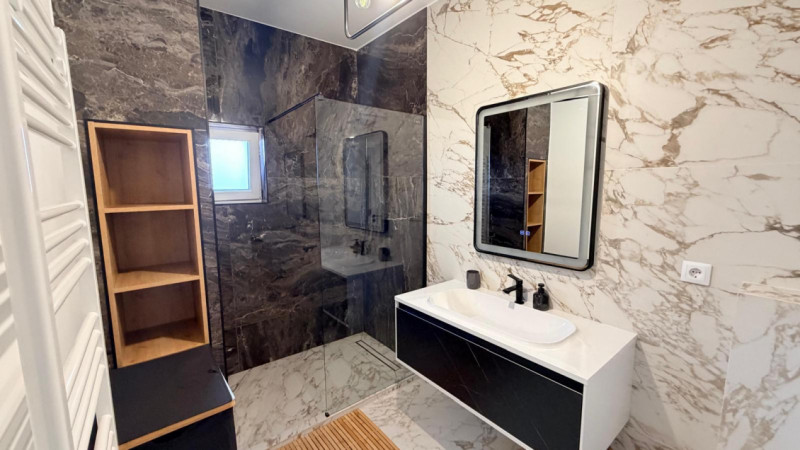 Casa individuala in Corusu finisata la cheie, 115 mp utili, teren 725 mp