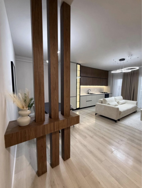  Apartament 2 cam ultrafinisat Florești, Str Eroilor