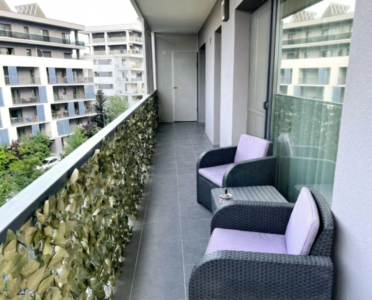 Apartament 3 camere +garaj si terasa 26mp, în Sophia Residence cart.Bună Ziua
