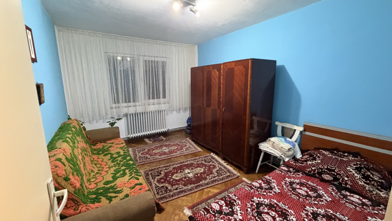 Apartament 3 camere,str Grigore Alexandrescu, cart.Manastur 