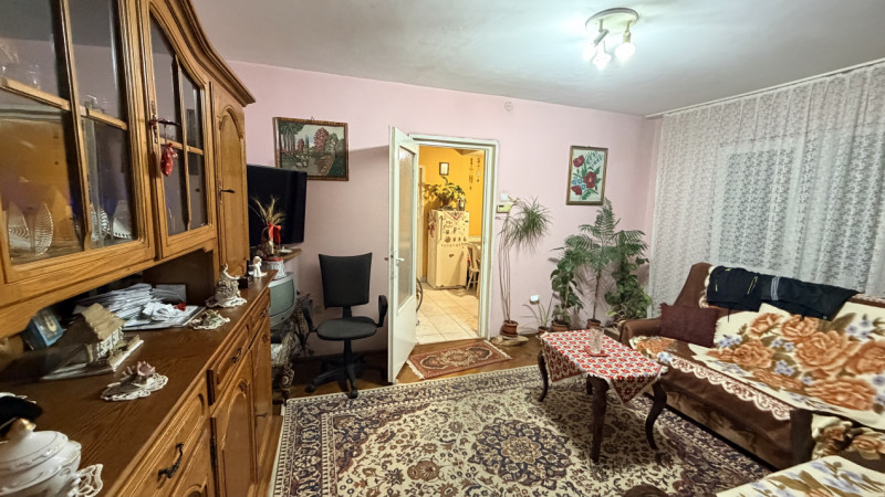 Apartament 3 camere,str Grigore Alexandrescu, cart.Manastur 