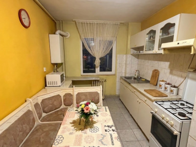 Apartament 3 camere,str Grigore Alexandrescu, cart.Manastur 