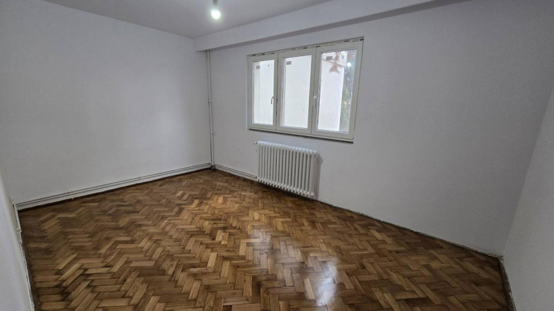 Apartament 3 camere,Aleea Padin, cart.Manastur 