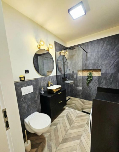 Apartament 2 cu dressing walk in Floresti str Eroilor 