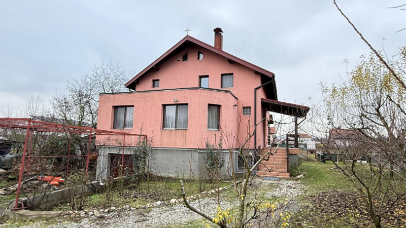 Casă de vânzare – Someșeni, Cluj-Napoca | 497 mp teren | 242 mp utili