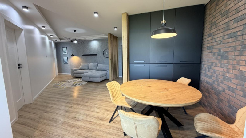 Apartament 3 camere +garaj in zona Metro-BMW (VIVO Mall)