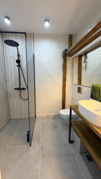 Apartament 3 camere +garaj in zona Metro-BMW (VIVO Mall)