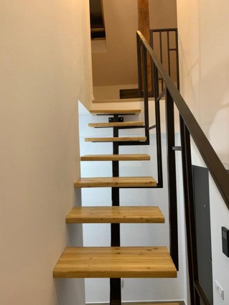 Apartament 4 cam,pe 2 nivele ,cart Manastur, zona Citadela Residence