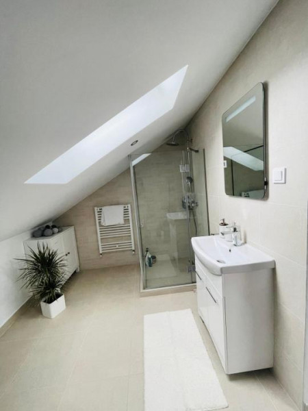 Apartament 4 cam,pe 2 nivele ,cart Manastur, zona Citadela Residence