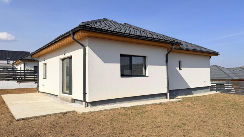 Casa individuala in Corusu finisata la cheie, 115 mp utili, teren 725 mp