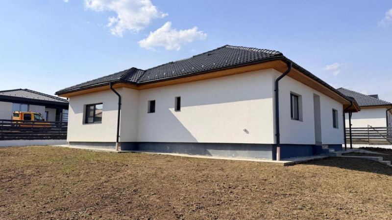 Casa individuala in Corusu finisata la cheie, 115 mp utili, teren 725 mp