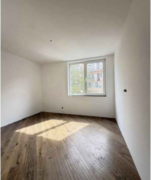  Ap 2 camere 51mp , etaj intermediar,garaj,Floresti, zona Muzeul Apei