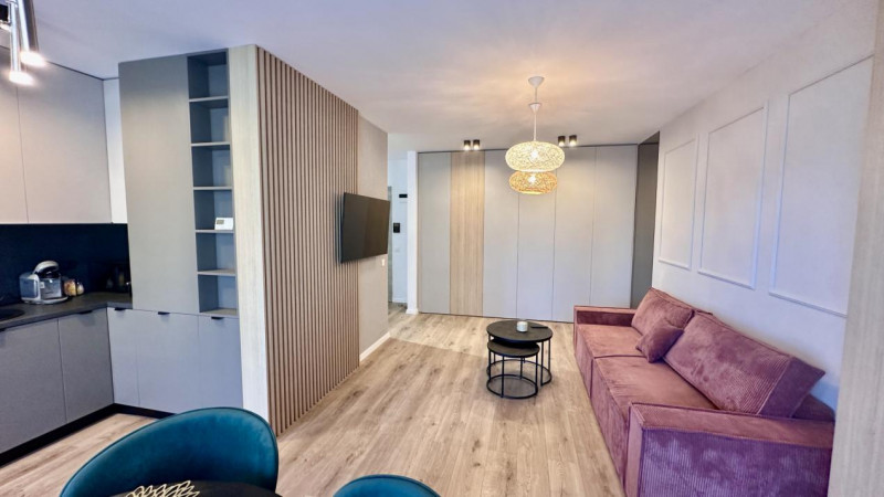 Ap 2 camere modern +garaj de inchiriat in Rozelor Residence