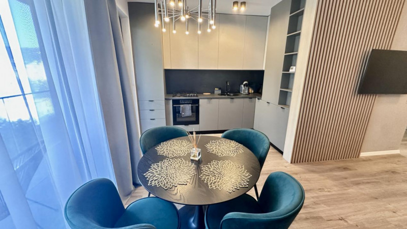 Ap 2 camere modern +garaj de inchiriat in Rozelor Residence