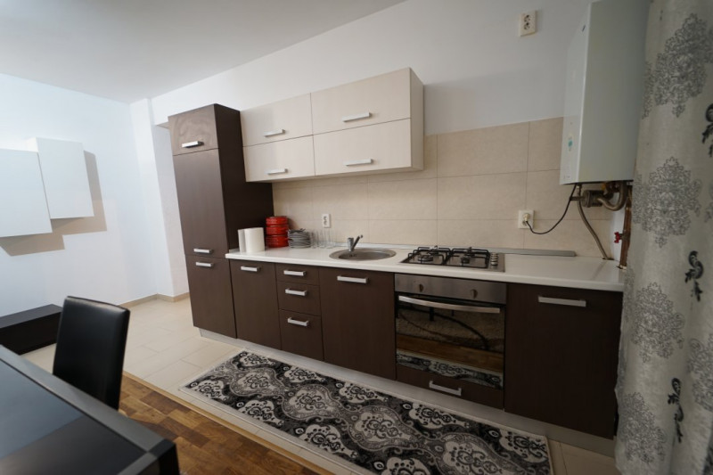 Apartament 2 camere de vanzare in Manastur ,str Huedinului,zona Nora