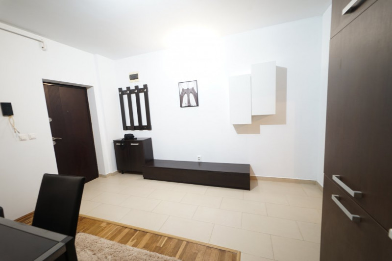 Apartament 2 camere de vanzare in Manastur ,str Huedinului,zona Nora