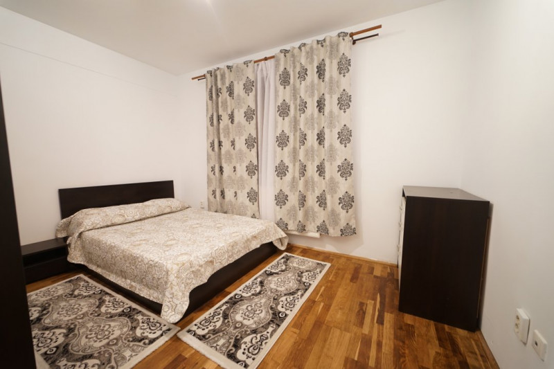 Apartament 2 camere de vanzare in Manastur ,str Huedinului,zona Nora