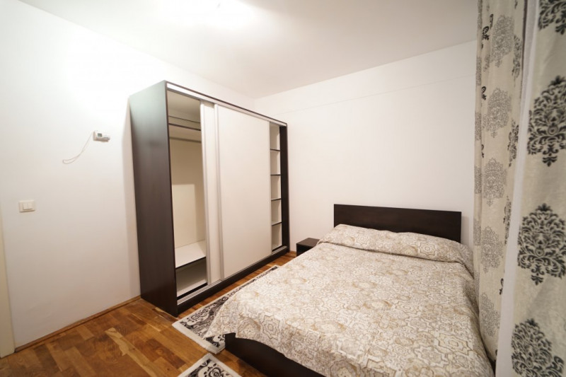 Apartament 2 camere de vanzare in Manastur ,str Huedinului,zona Nora