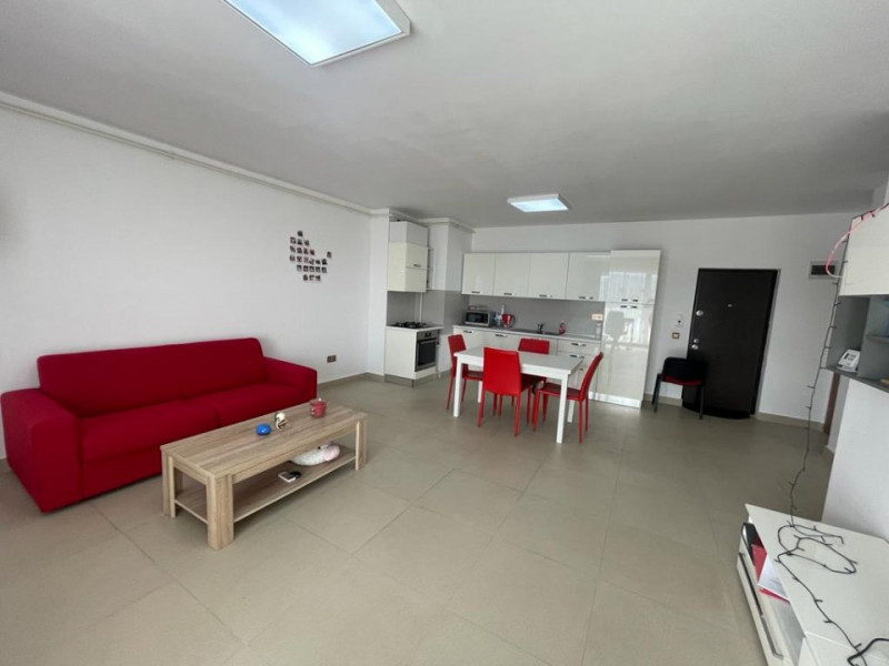 Apartament 2 camere  63 mp + terasa 12 mp,Bloc Nou in Centru